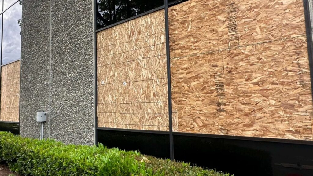 Emergency Board Up Seattle