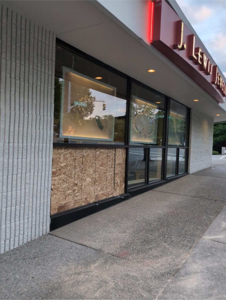 Emergency Board Up Seattle (8)