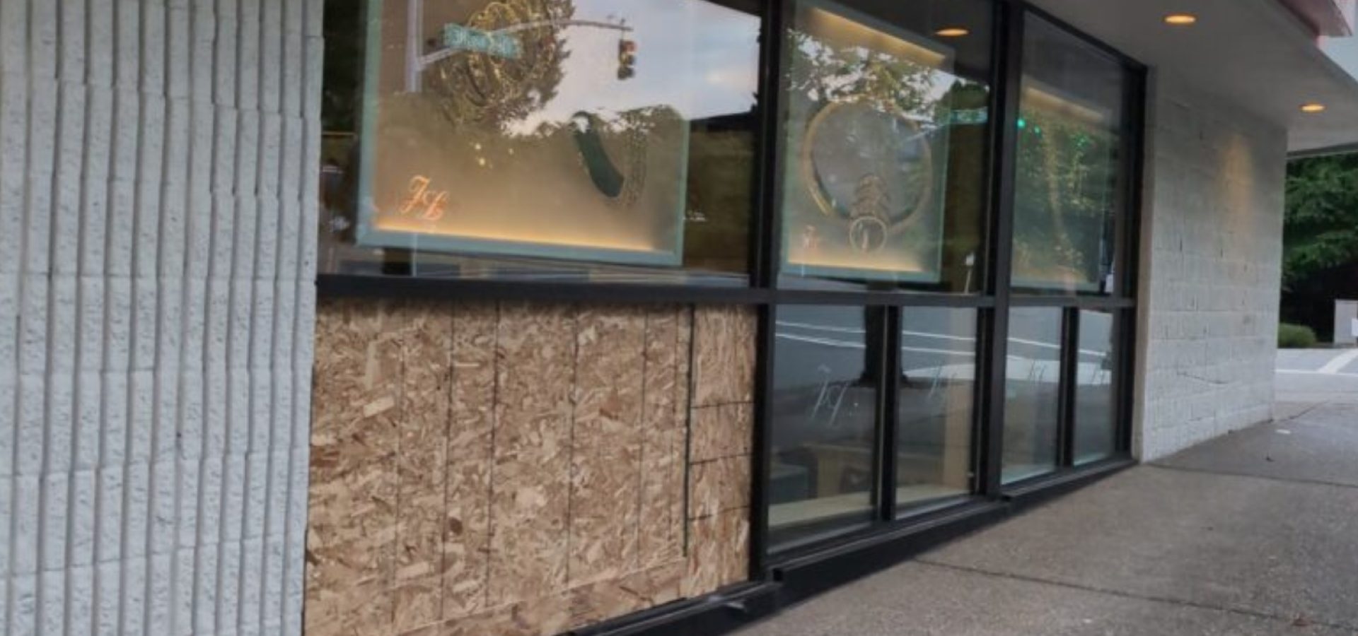 Queen Anne Emergency Board Up