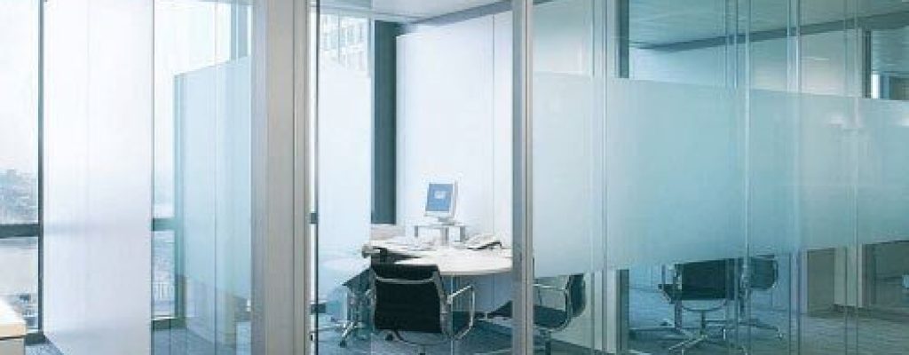 window-glass-repair-service-3.jpg